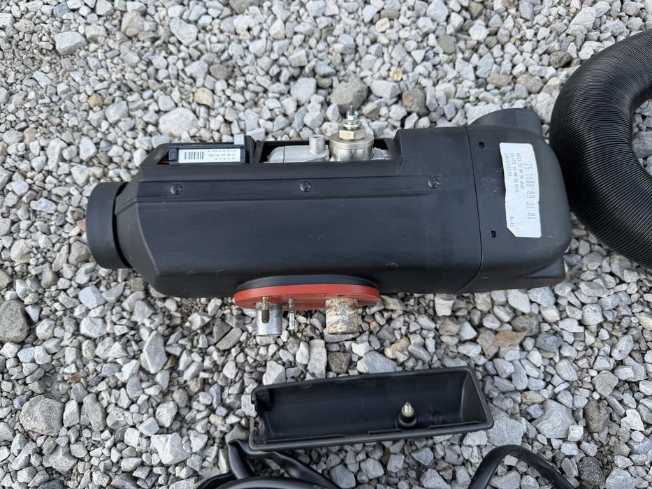 Бензинов автономен отоплител Eberspächer B1L-C (12V, 1800W)