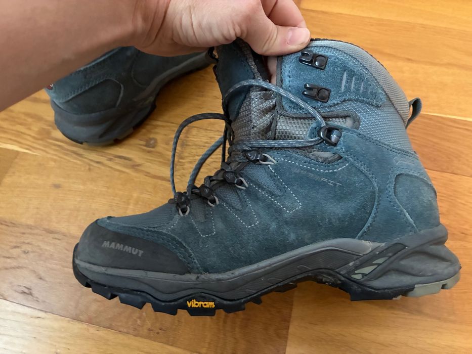 Ghete de munte Mammut 38