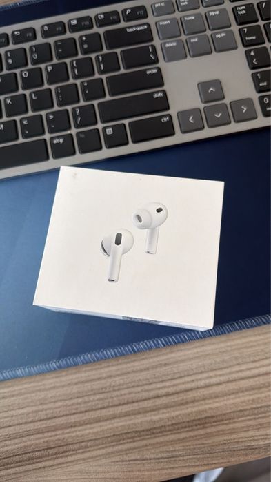 Чисто нови Apple Airpods Pro 3 с 2 години гаранция