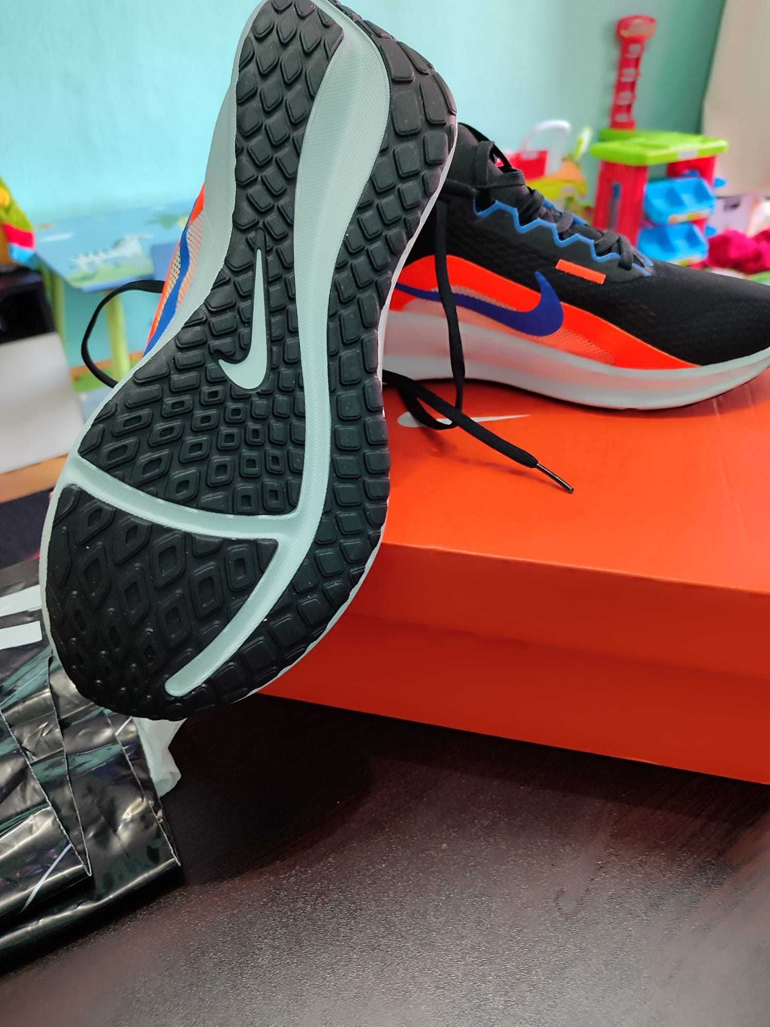 Мъжки оригинални маратонки Nike