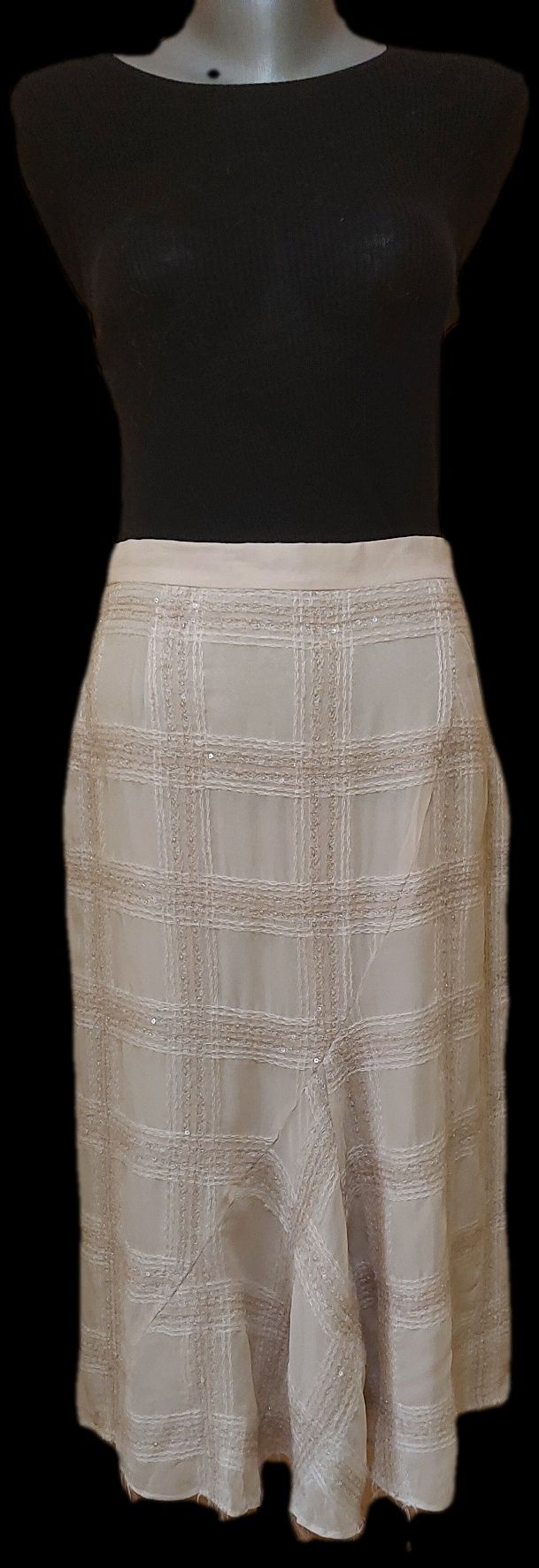 Пола Intrend Max Mara.100% коприна. размер S
