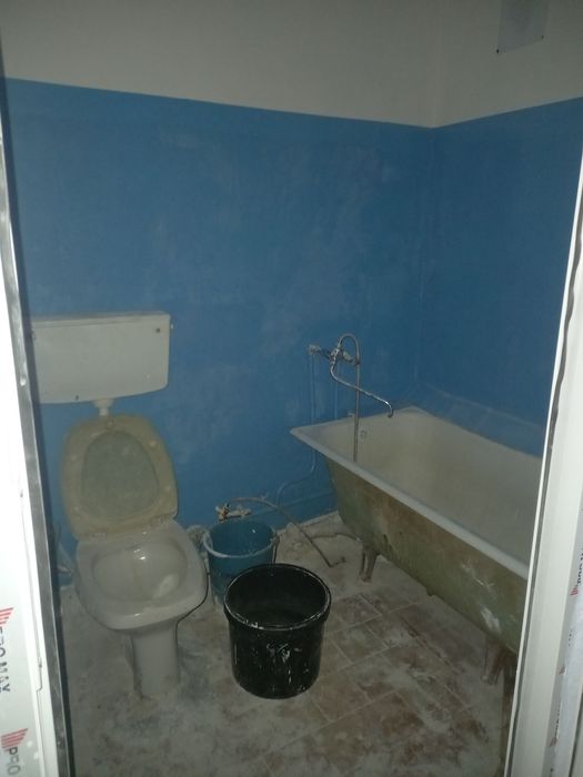 1 xona uy aktyabrda surochna sotiladi 1 etaw utada