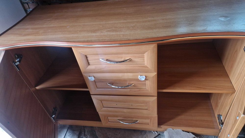 Продаётся комод//