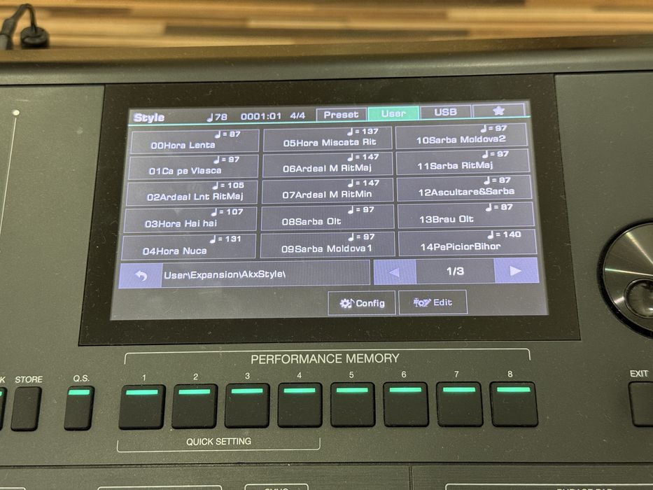 Medeli AKX-10 keyboard