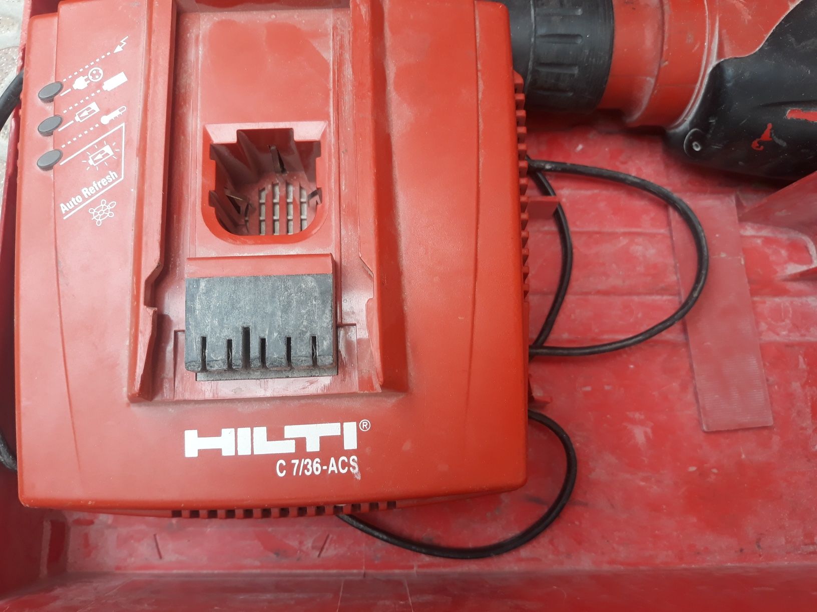 Hilti TE2 А Перфоратор с Три Функции Зарядно