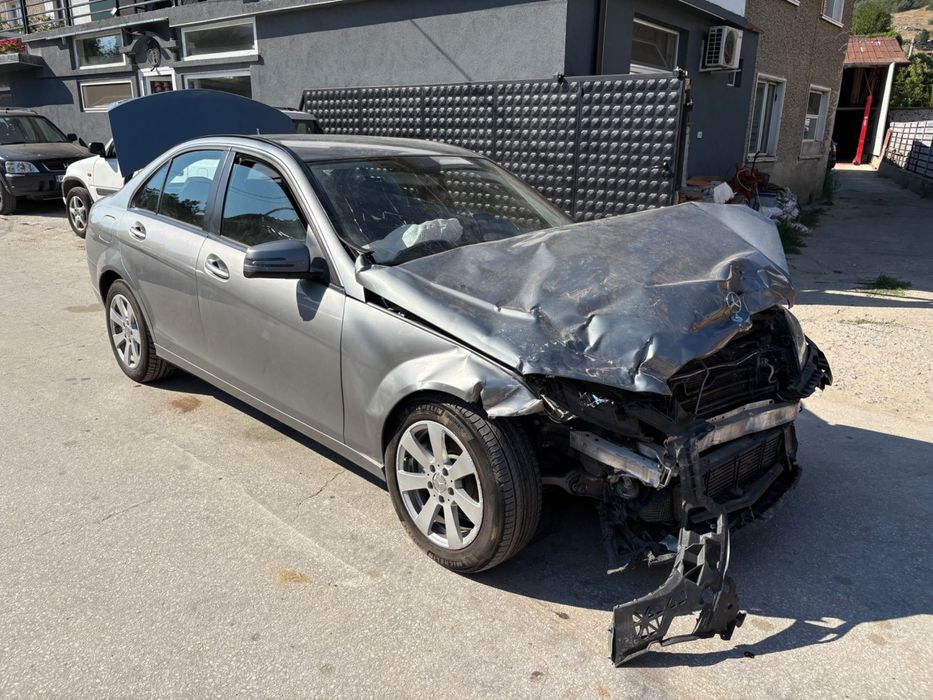 Mercedes c220  cdi om646 на части