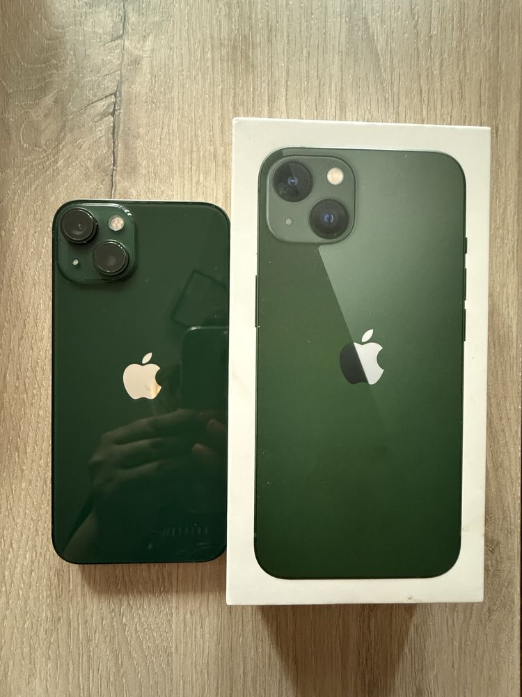 Продавам iPhone 13 128GB