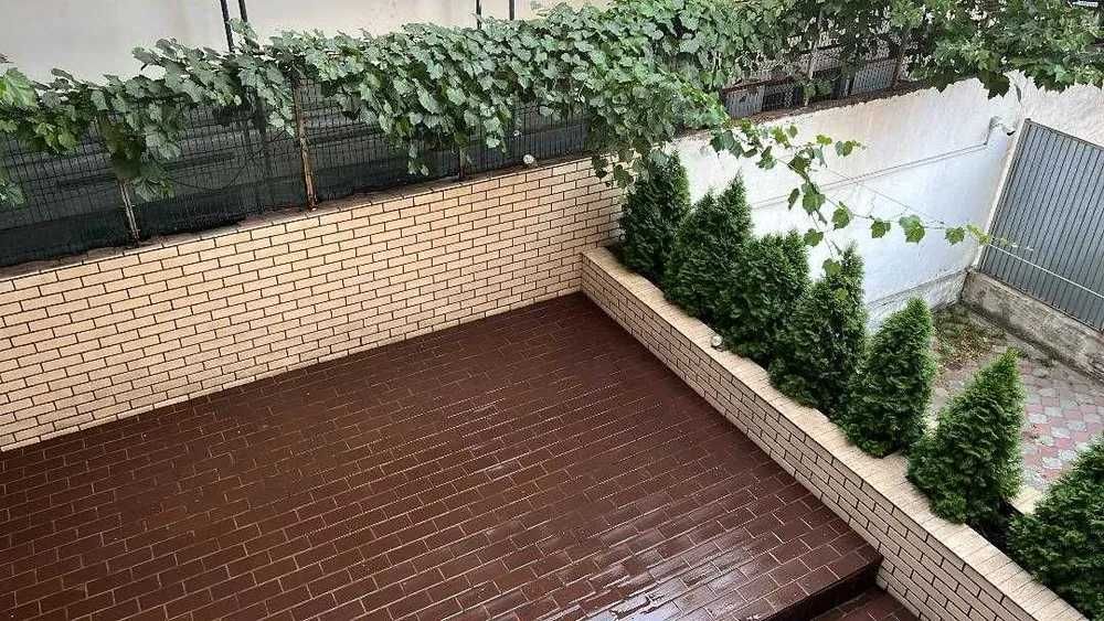 închiriere 3 camere proprietar terasa oaza de liniste mall vitan 800 E