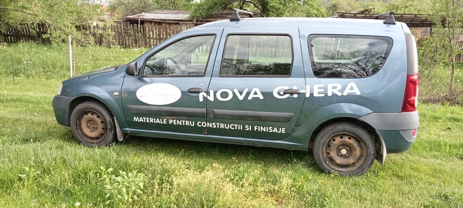 Vând Dacia Logan MCV - 7 locuri