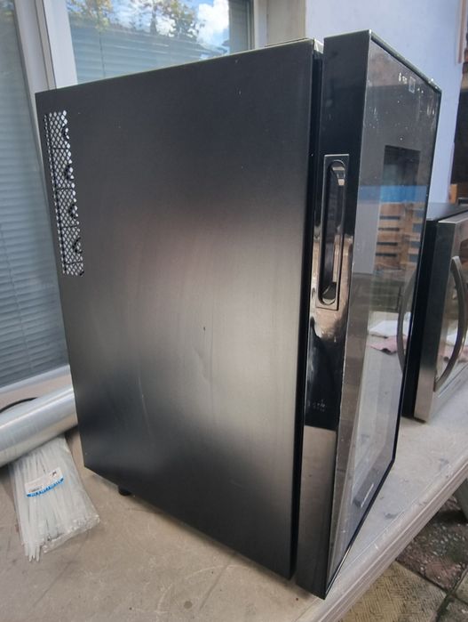 Хладилник витрина за вино klarstein 50L
