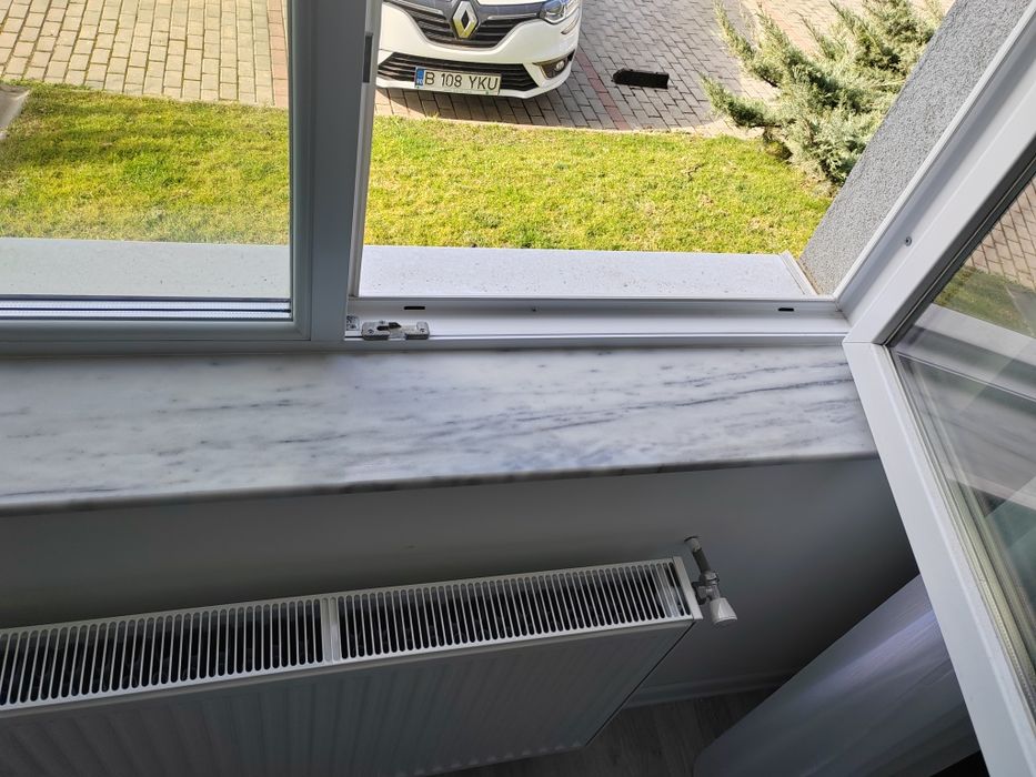 Glafuri, blaturi, trepte, pardoseli din marmură și granit