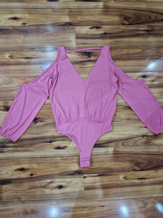 Body Gina tricot la doar 35 lei