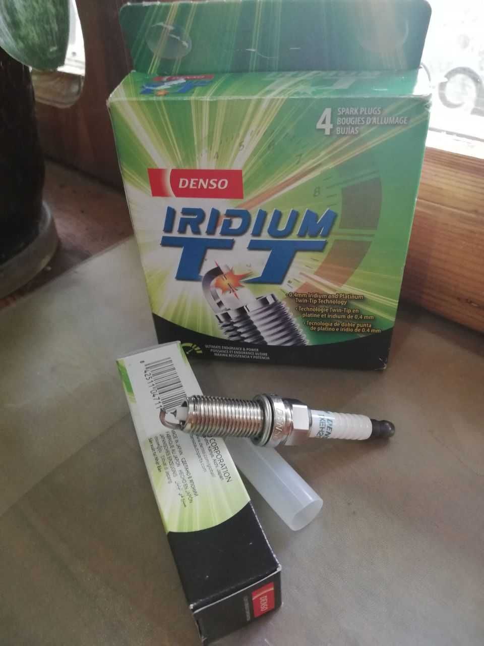 Комплект свечей зажигания Denso IXEH20TT (4711) Iridium TT оригинал