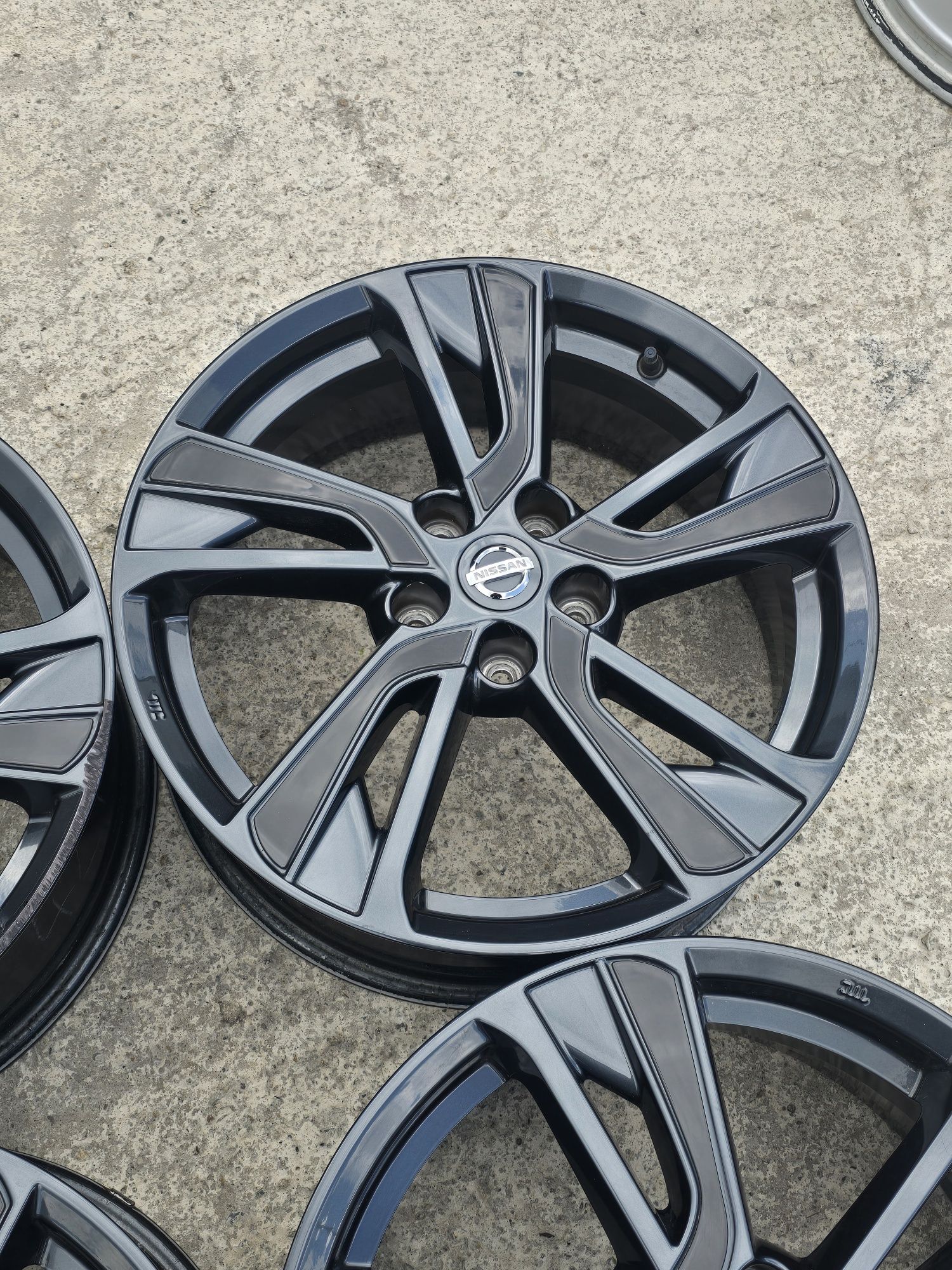 Джанти 18 / 5х114,3 - Nissan 5x114,3