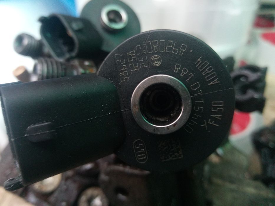 Injectoare Ford Focus 2 motor 1,6 tdci ,109 cp,sau 90 cp