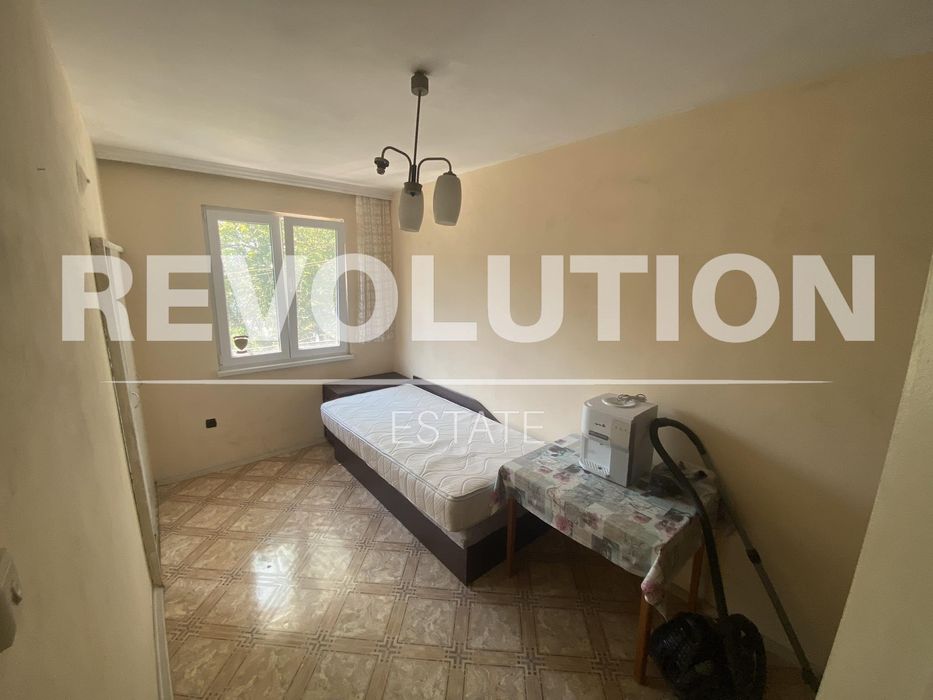 Дава се под наем Тристаен апартамент в Варна, Чайка - 70 кв.м за 350 € - Снимка #2