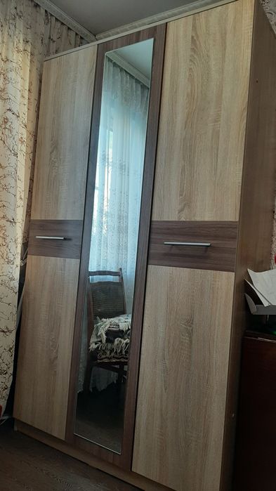 Продаю шифонер в  отличном состоянии