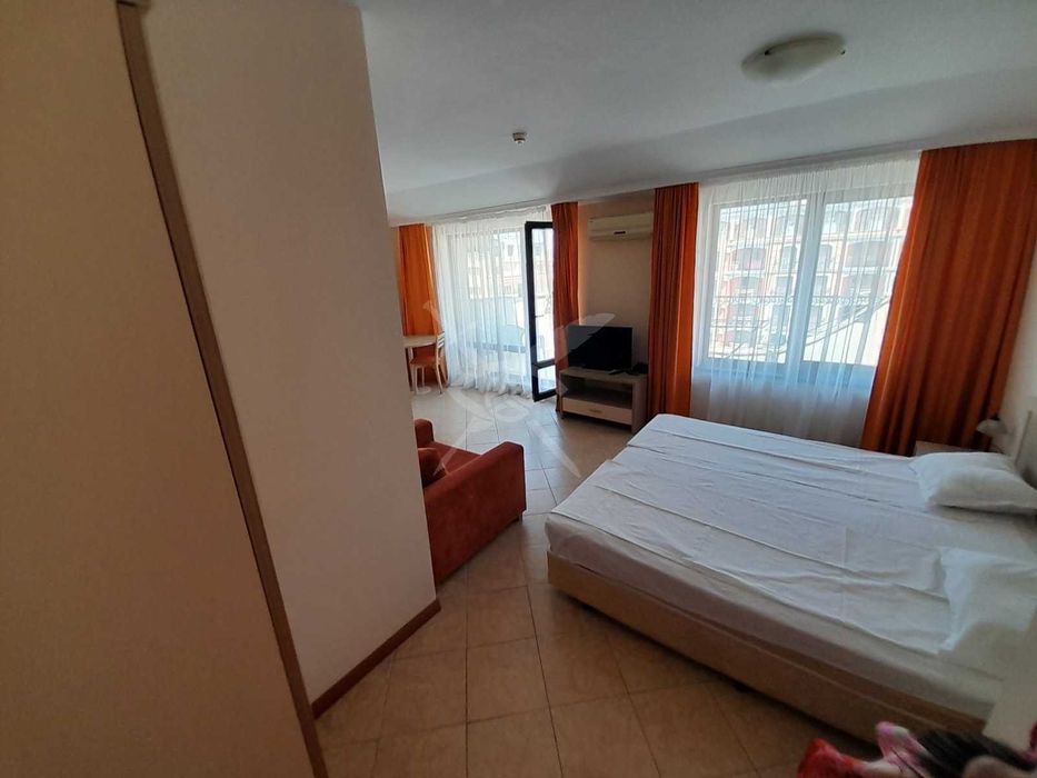 Продава се Едностаен апартамент в к.к. Слънчев бряг - 57 кв.м за 1229 €/кв.м - Снимка #2