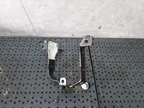 Suport pompa servodirectie ford focus 2 1357367