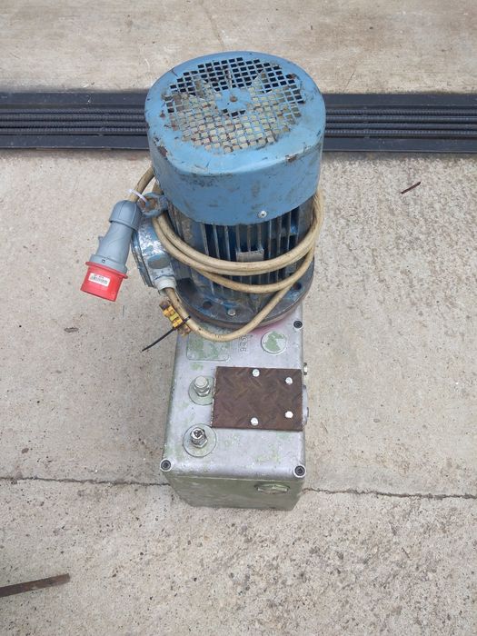 Vand centralina hidraulica cu motor 380 v