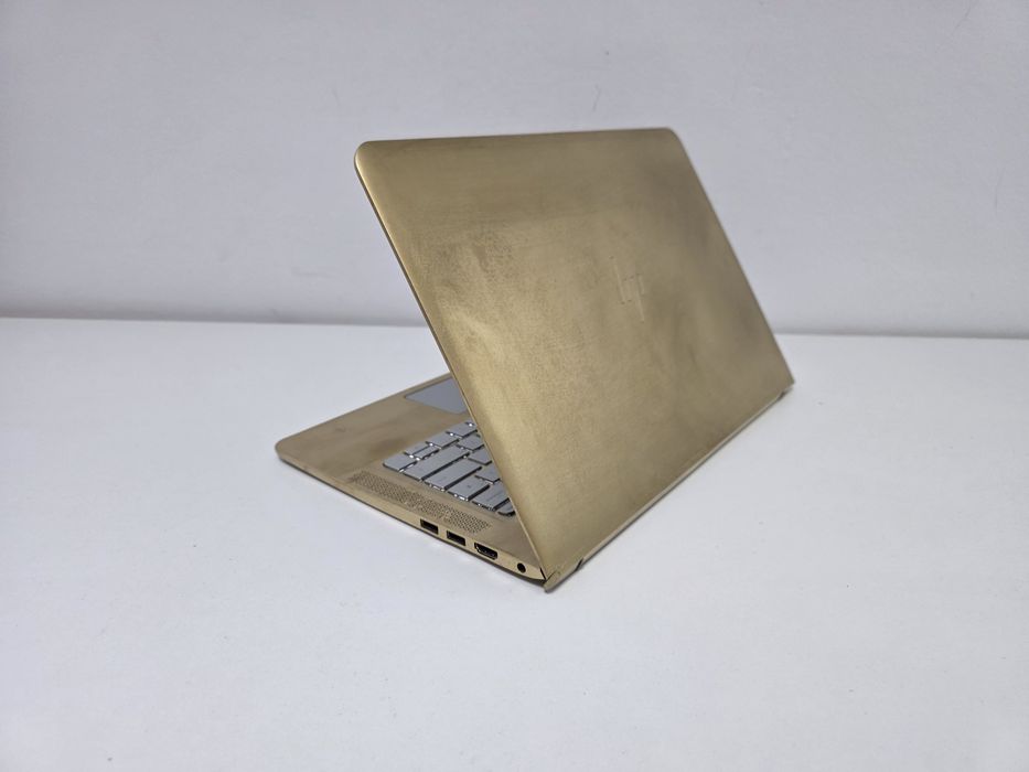 HP Envy  GOLD i7 SUPERSLIM ssd display 4K iluminare.GARANTIE