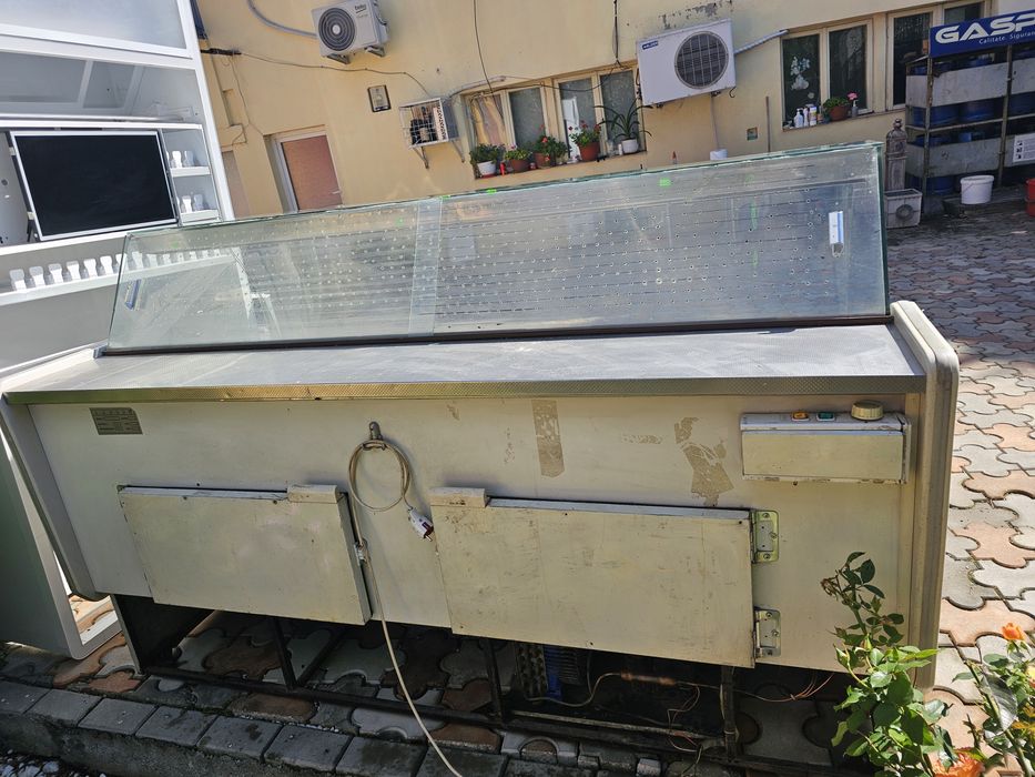 Vitrina mezel/lactate