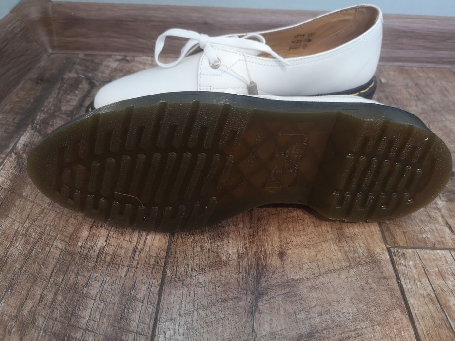 Dr Martens, нови обувки естествена кожа, номер 40