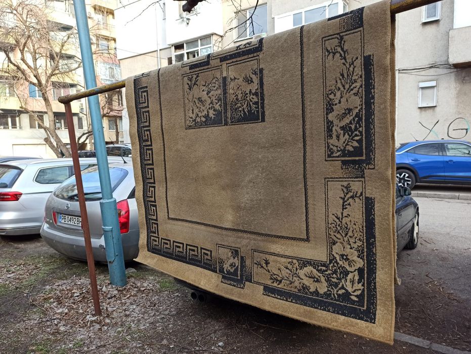 Продавам килими 2 броя