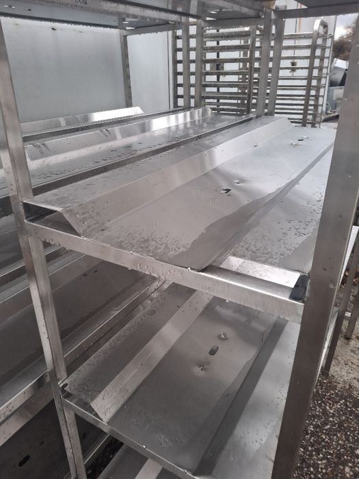 Стелажи неръждаеми.  Много здрави