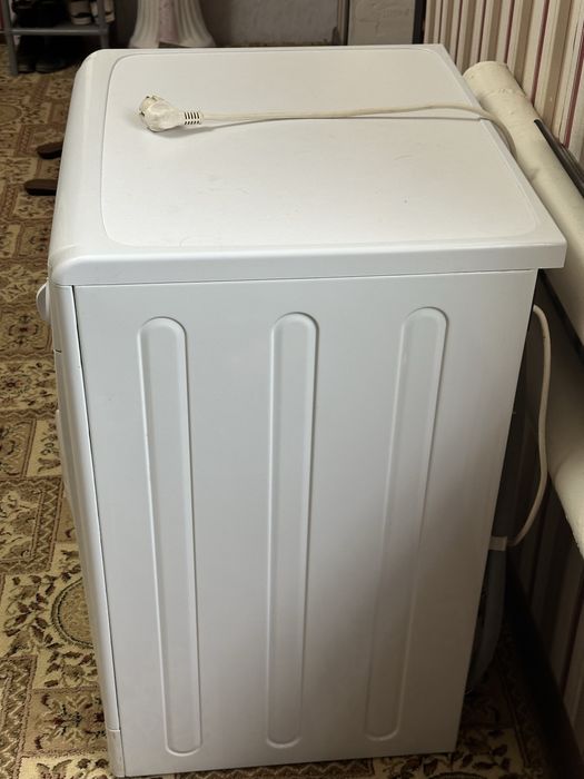 Стиральная машина indesit