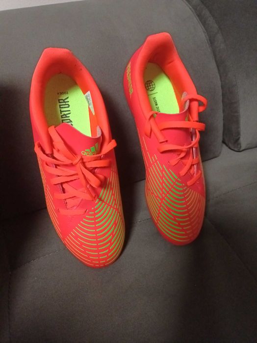 Адидас бутонки-калеври