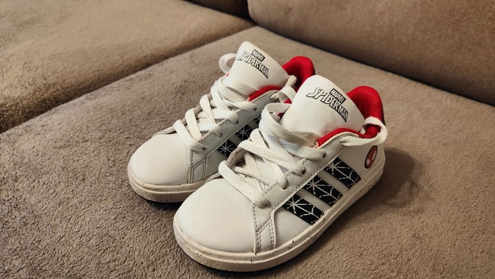 Vand Adidasi Marvel Spiderman marime 28