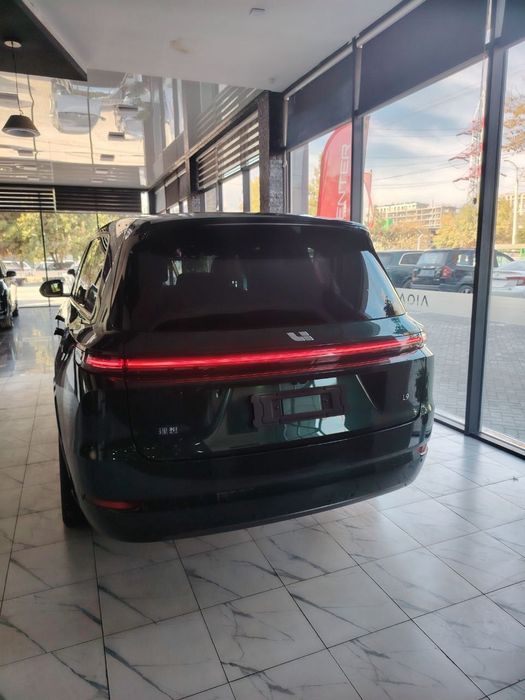 Li9 bez probeg yengi