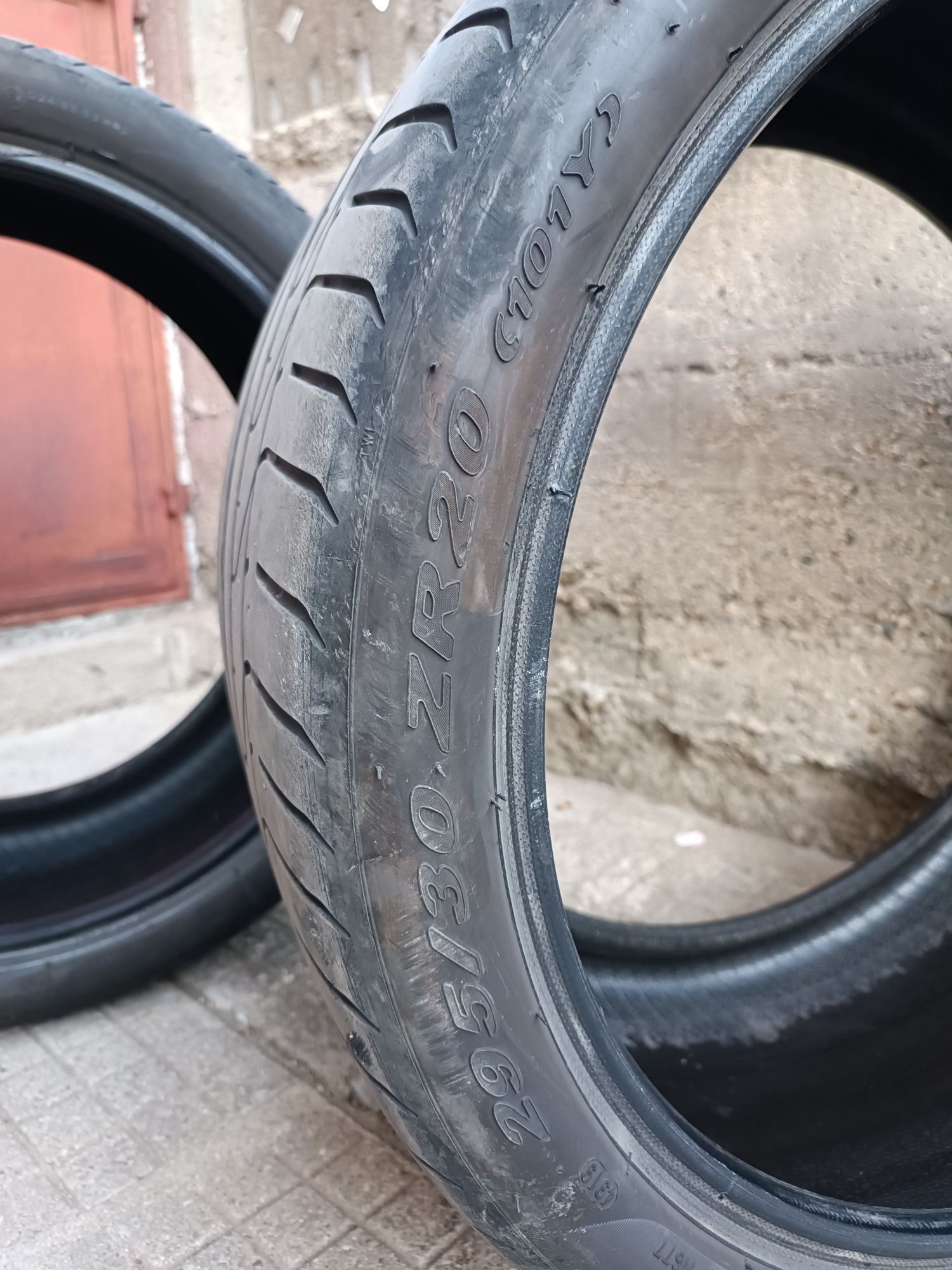 Гуми Pirelli P ZERO 295/30/20 N0 DOT 19!