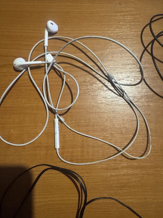 Casti audio pentru telefoane