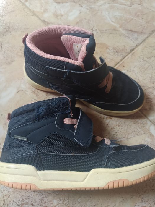 Детски ботуши и високи кецове 32 - 33