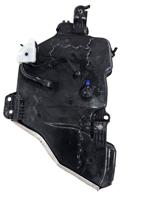 Rezervor lichid AdBlue AUDI Q3 8U 2011 - 2018 5n0131877