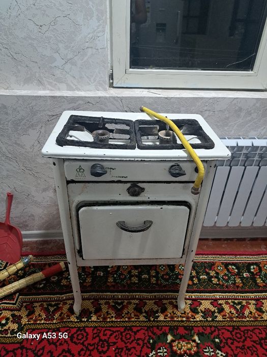 Gaz plita sotiladi