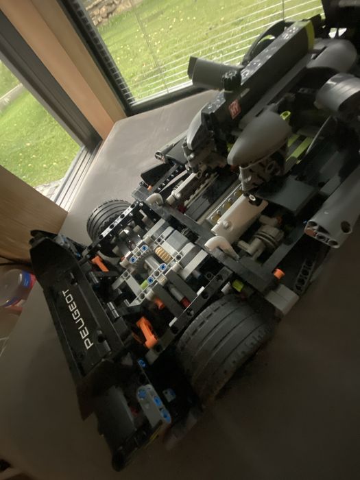Lego tehnic PEUGEOT LeMans 24h 9x8