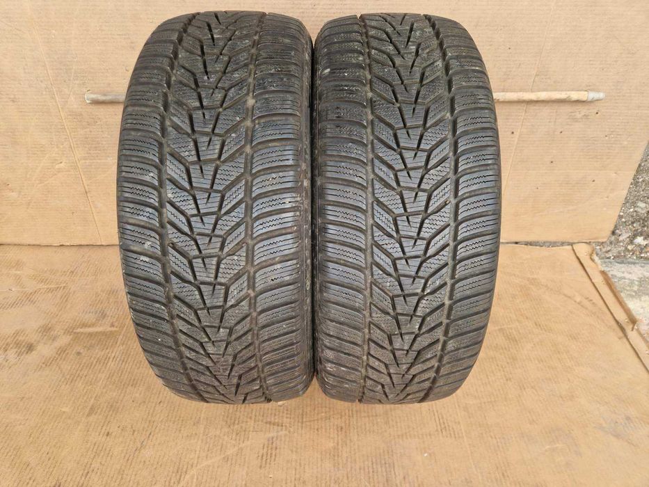 2 Hankook R19 235/45
Зимни гуми 
DOT3120