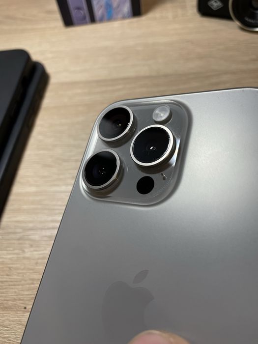 iPhone 15 Pro Natural Titanium 128 GB