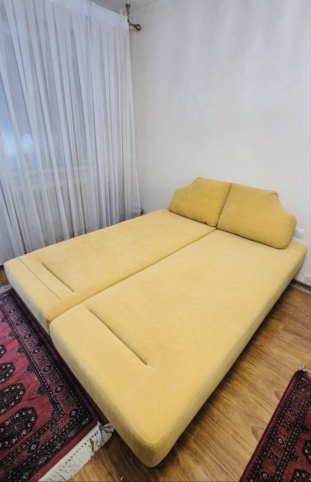 Vând canapea extensibilă
