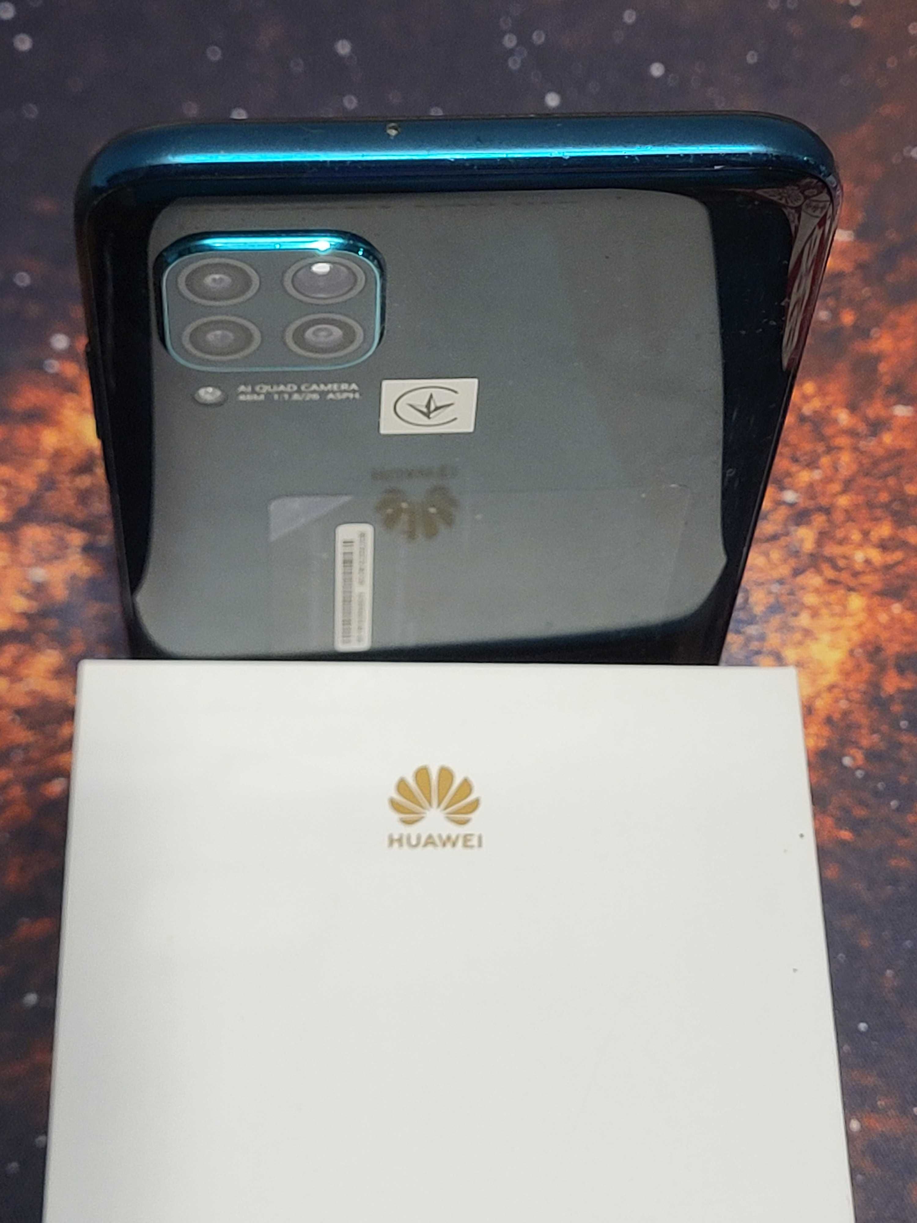 Продавам Huawei P40 Lite