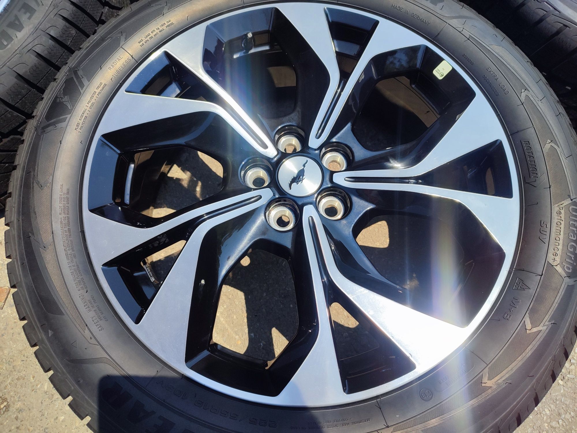 18" оригинални алуминиеви джанти за Ford Mustang Mach E.