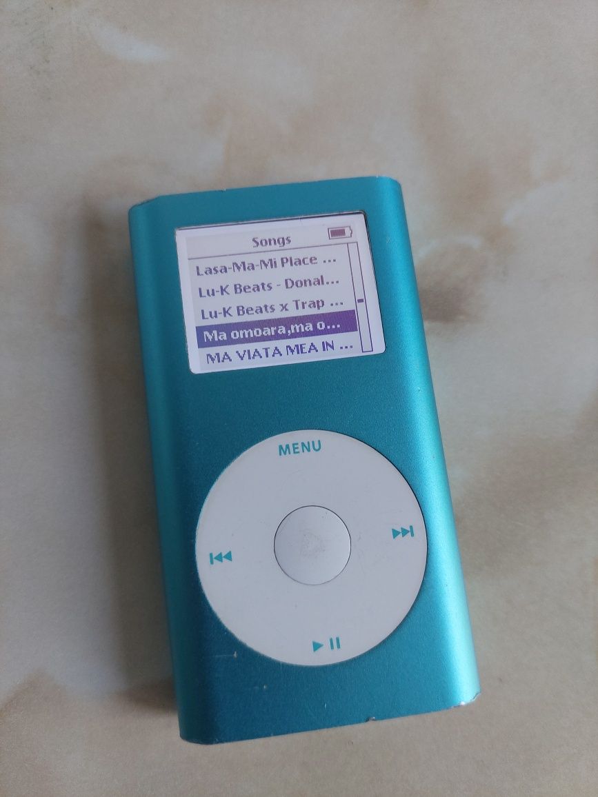 Vând Apple iPod Mini 2nd gen original de 6Gb albastru A1051 poze reale