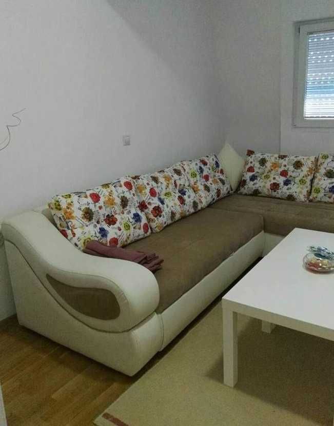 Дава се под наем Двустаен апартамент в Пловдив, Изгрев - 65 кв.м за 316.2 € - Снимка #2
