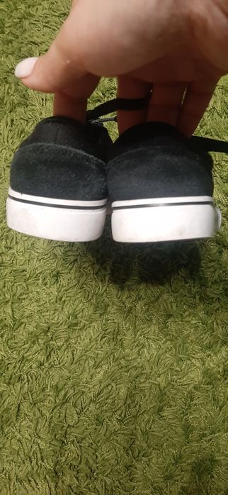 Adidasi /tenesi Nike marimea 35,5