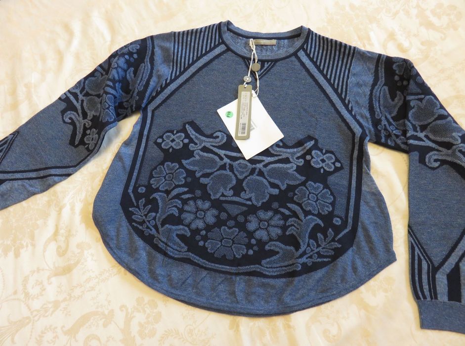 Пуловер High, S - M, нов