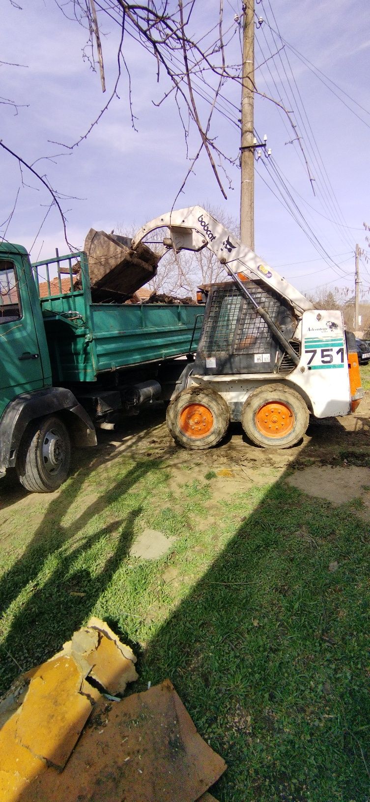 Услуги със самосвал