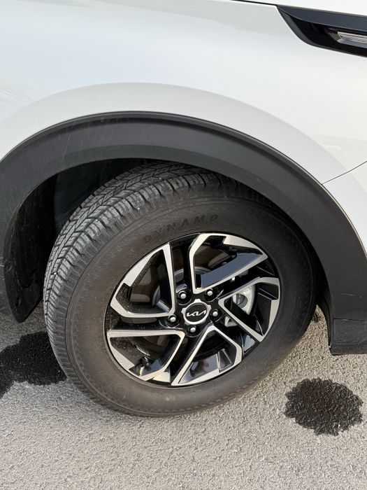 Kia Carens 2024 toza